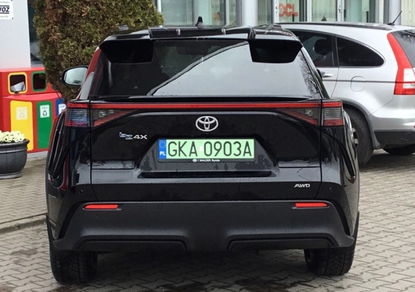 Toyota bZ4X cena 183800 przebieg: 14774, rok produkcji 2022 z Góra Kalwaria małe 211